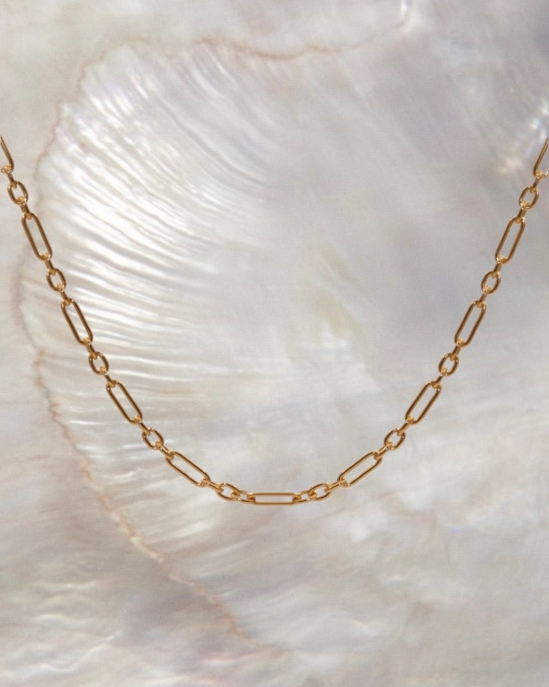 Figaro Paperclip Chain