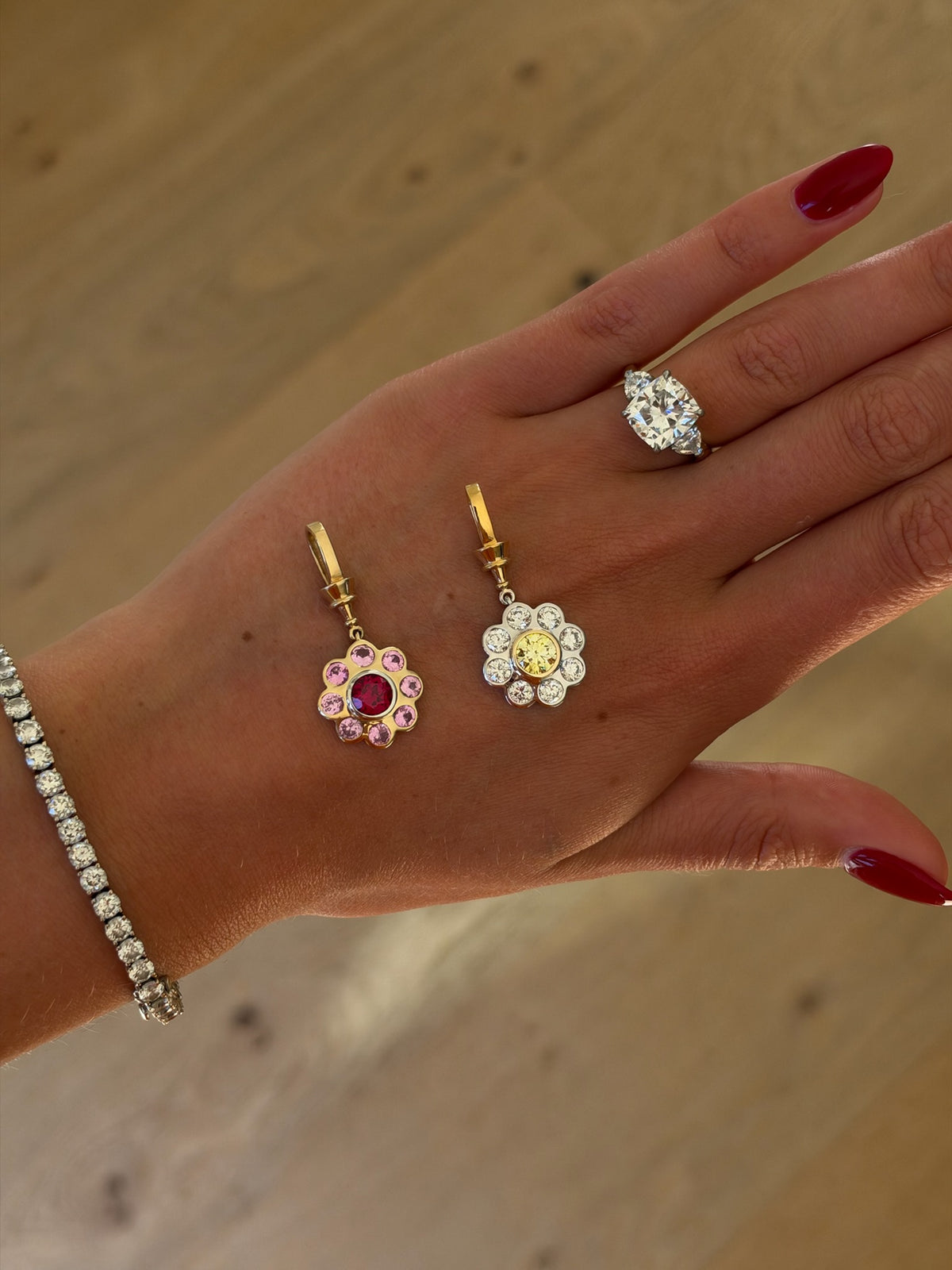 Daily Daisy Pendant