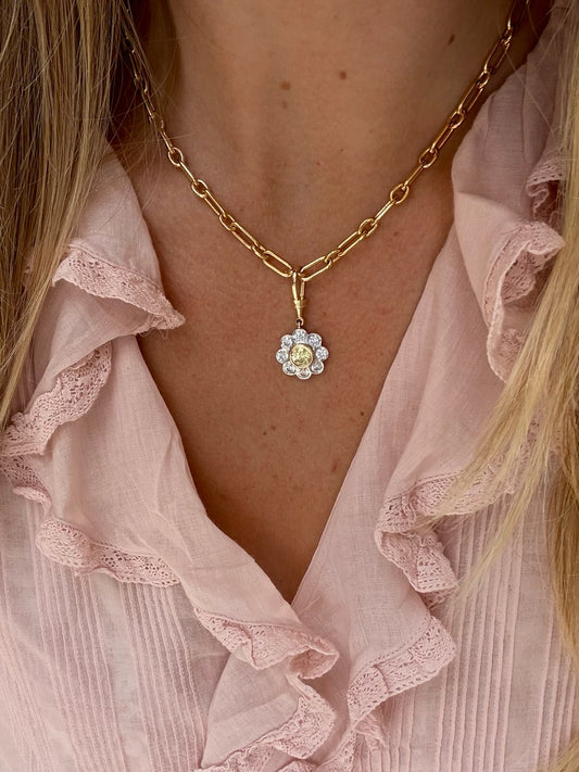 Daily Daisy Pendant
