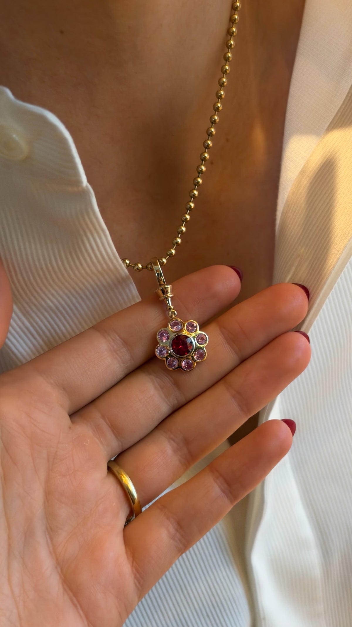 Daily Daisy Pendant