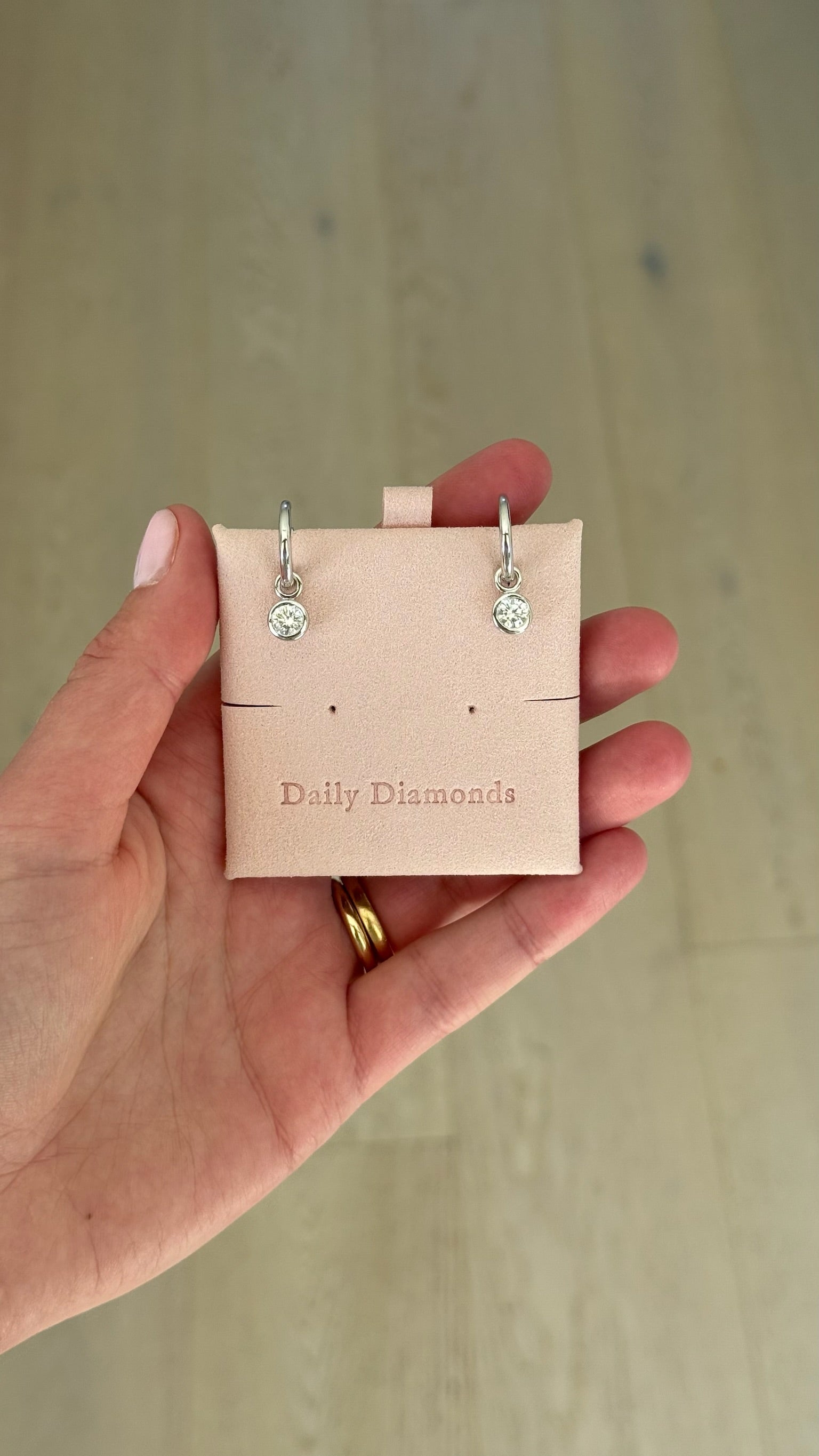 Bezel Set D.D Hoops