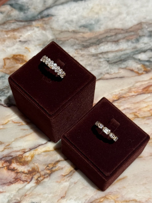 Oval and Emerald Bezel Band